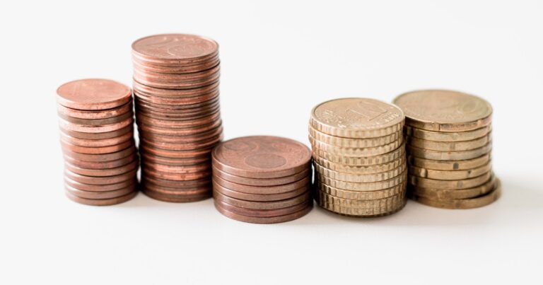 How to Make Money While You Sleep: A Real Guide to Passive Income